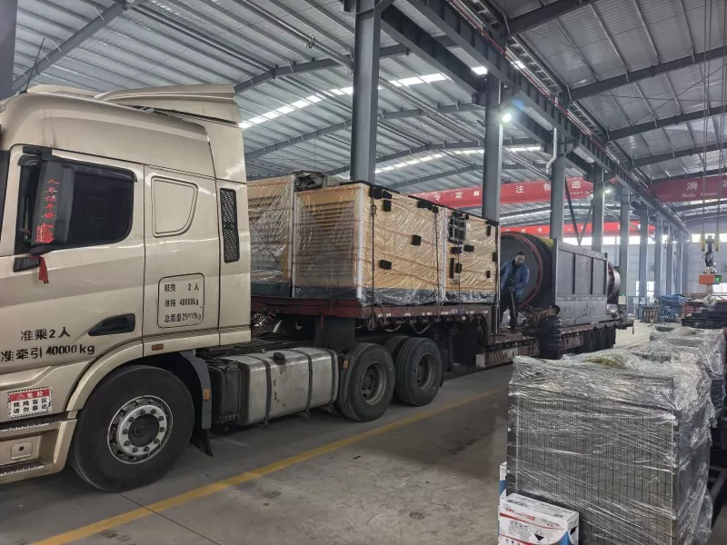 ກົນ​ໄກ​ຂຸດ​ຄົ້ນ​ບໍ່​ແຮ່ Jinqi ຂົນ​ສົ່ງ​ເຄື່ອງ​ຈັກ​ແຍກ​ກອງ​ແລະ​ອຸ​ປະ​ກອນ​ສະ​ຫນັບ​ສະ​ຫນູນ​ຊຸດ​ຫນຶ່ງ​ໄປ​ລັດ​ເຊຍ​